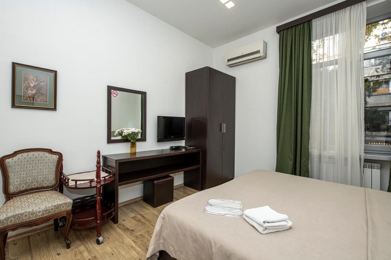 Apart Hotel Gh Tbilisi Exterior photo