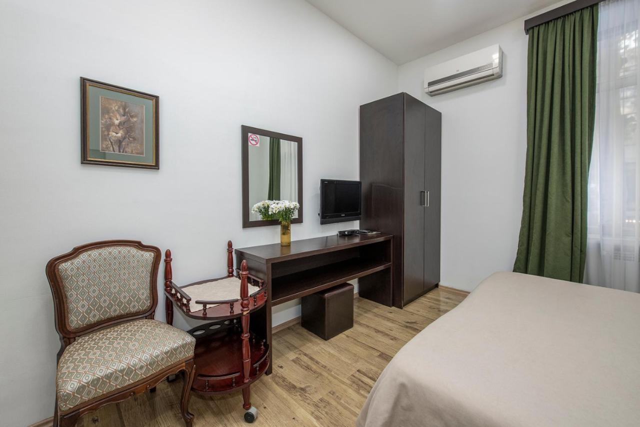 Apart Hotel Gh Tbilisi Exterior photo