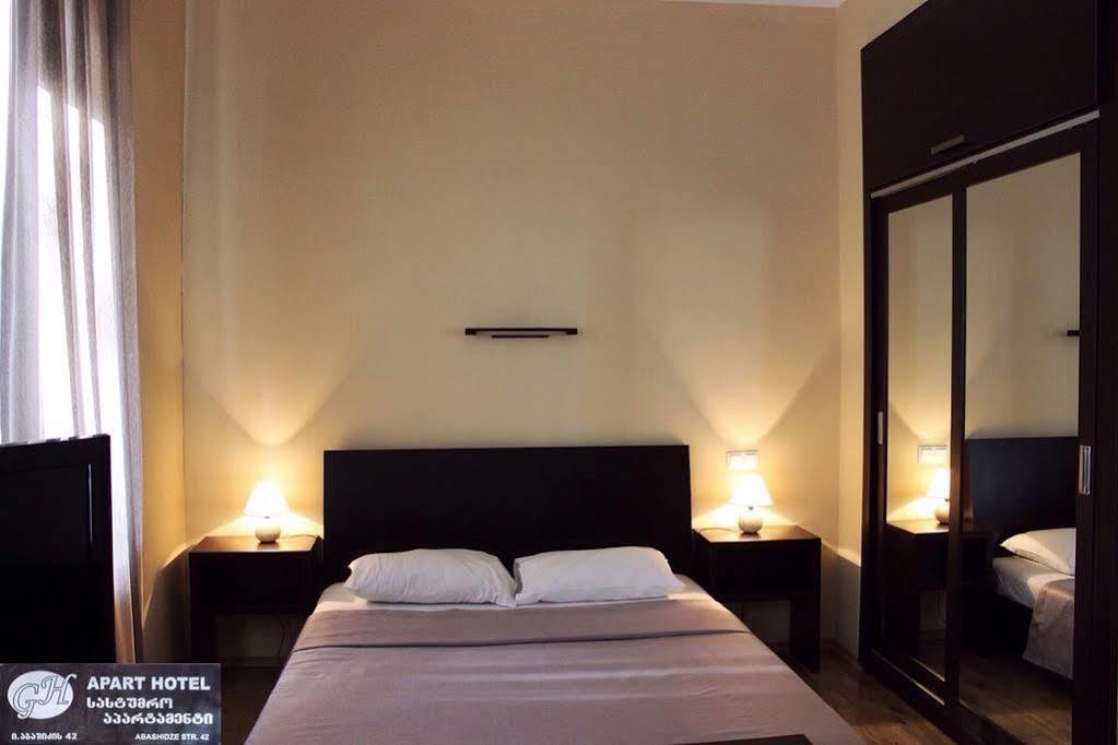 Apart Hotel Gh Tbilisi Exterior photo